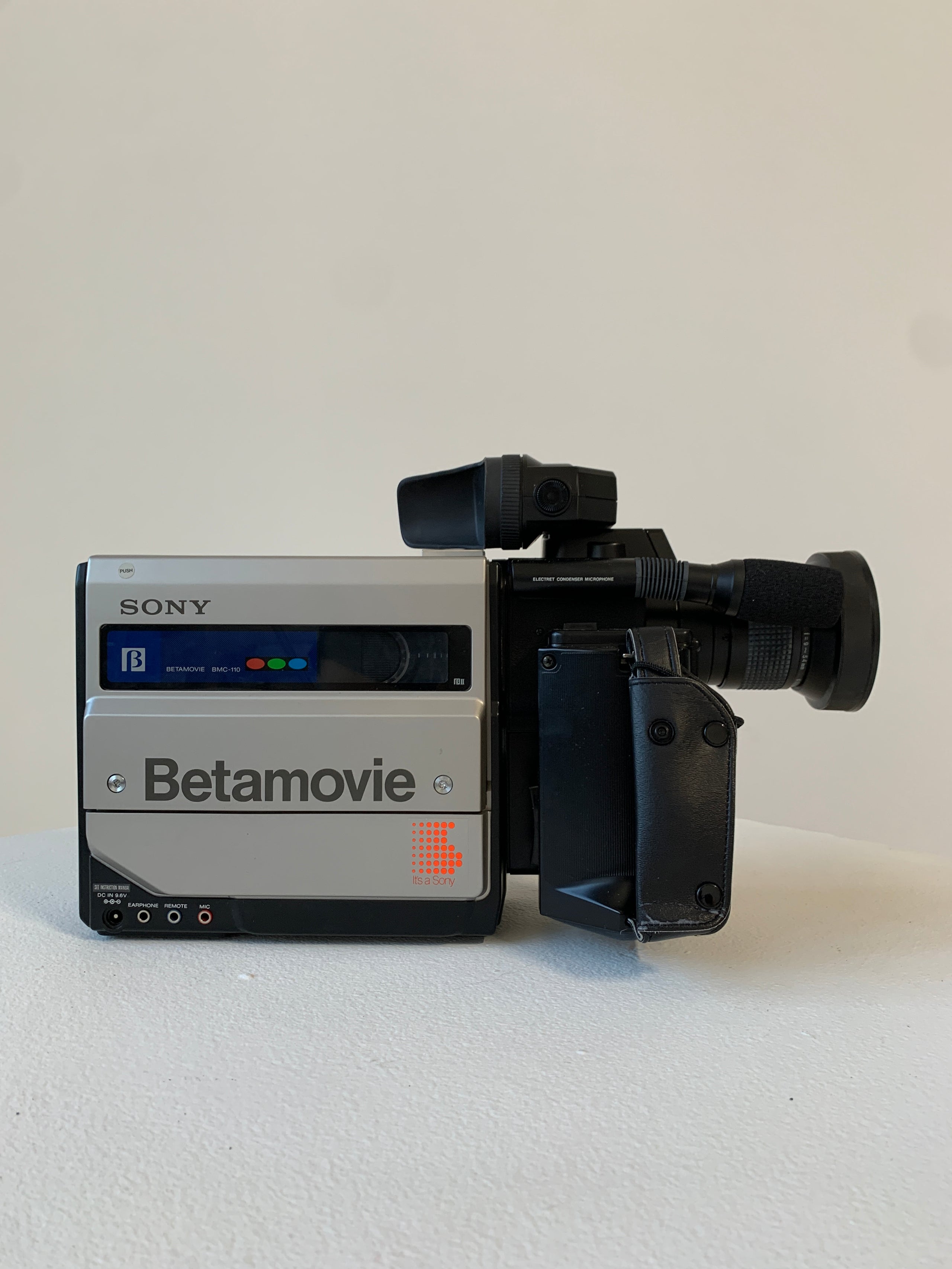 CA029 SONY BETAMOVIE BMC-110 MOVIE CAMCORDER | GIRLS GIRLS GIRLS